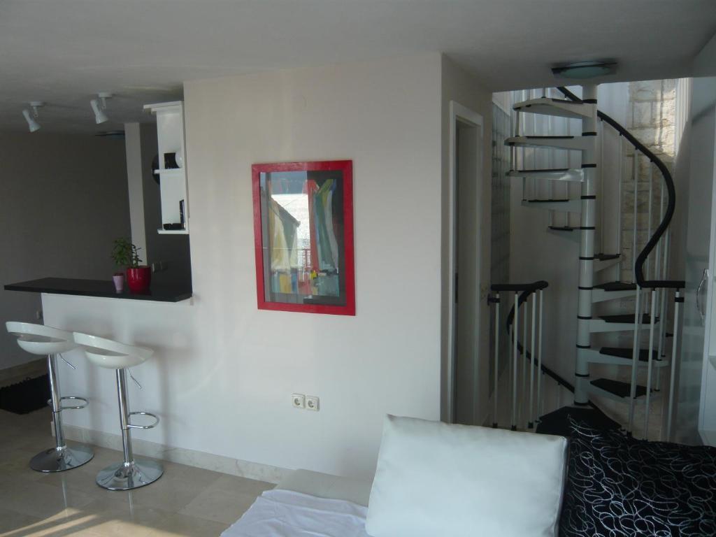 G&B Apartments Trogir Eksteriør bilde